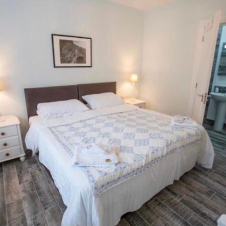 Josies Place At Waters Edge Self Catering Apartment Glenarm Екстериор снимка